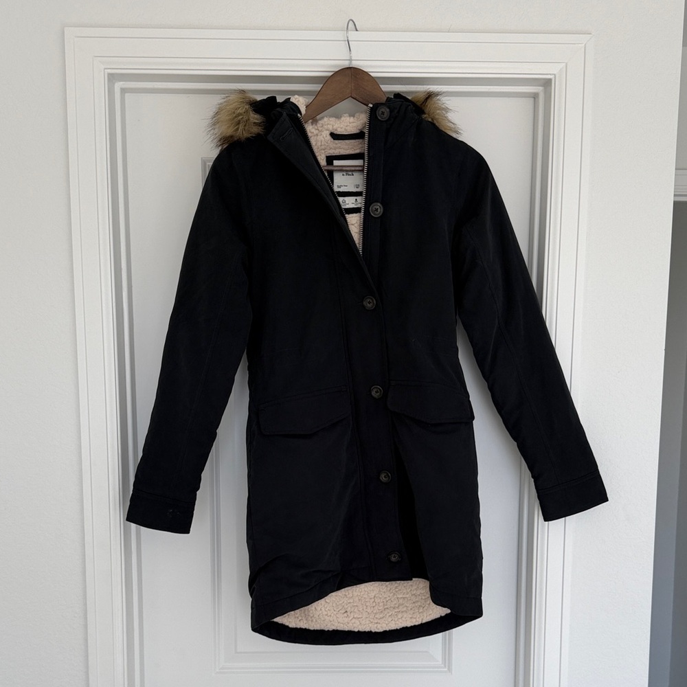Women’s Navy Blue Hooded Parka Coat with Faux Fur Trim